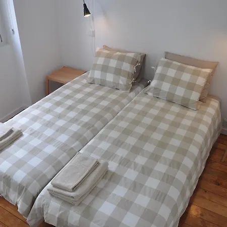 Opo.Apt - Art Deco Apartments In Oporto'S Center Room photo