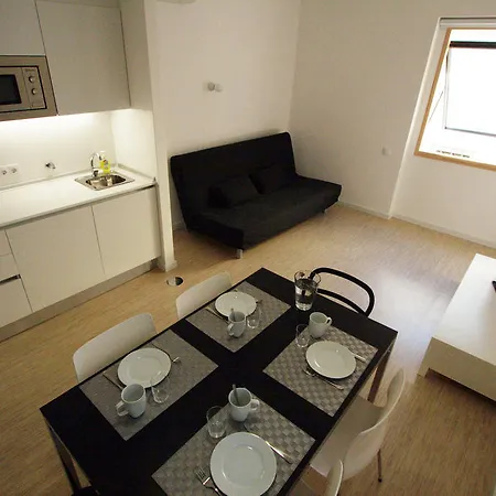 Opo.Apt - Art Deco Apartments In Oporto'S Center Room photo