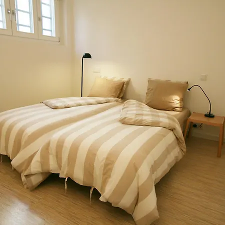 Opo.Apt - Art Deco Apartments In Oporto'S Center Room photo